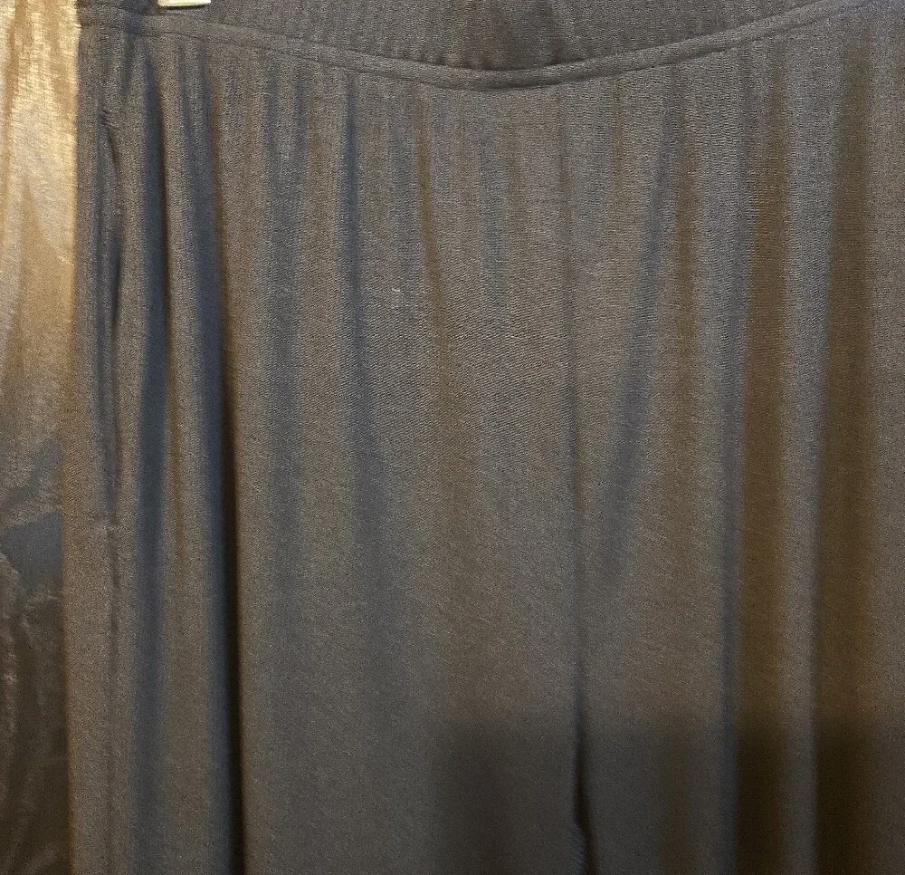 Charcoal Three-Piece Lounge Set - Long Cardigan, Crop Tank, Wide Pants - Picture 8 of 8